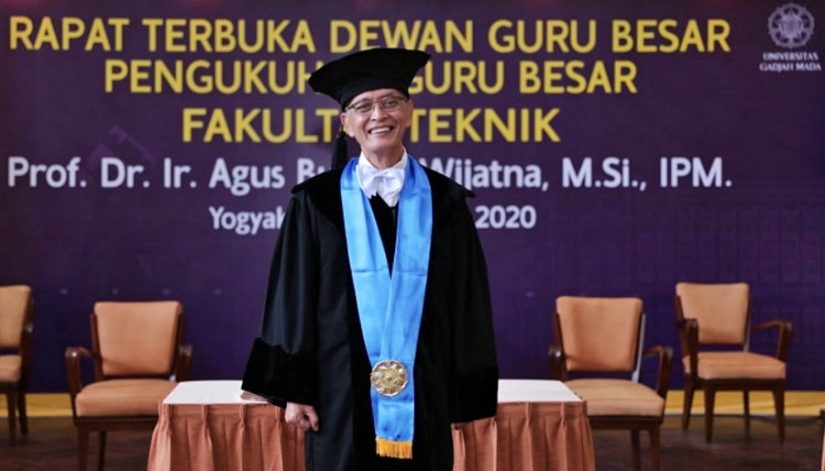 Pengukuhan Guru Besar Teknik Nuklir Yang Pertama Di UGM – Departemen ...